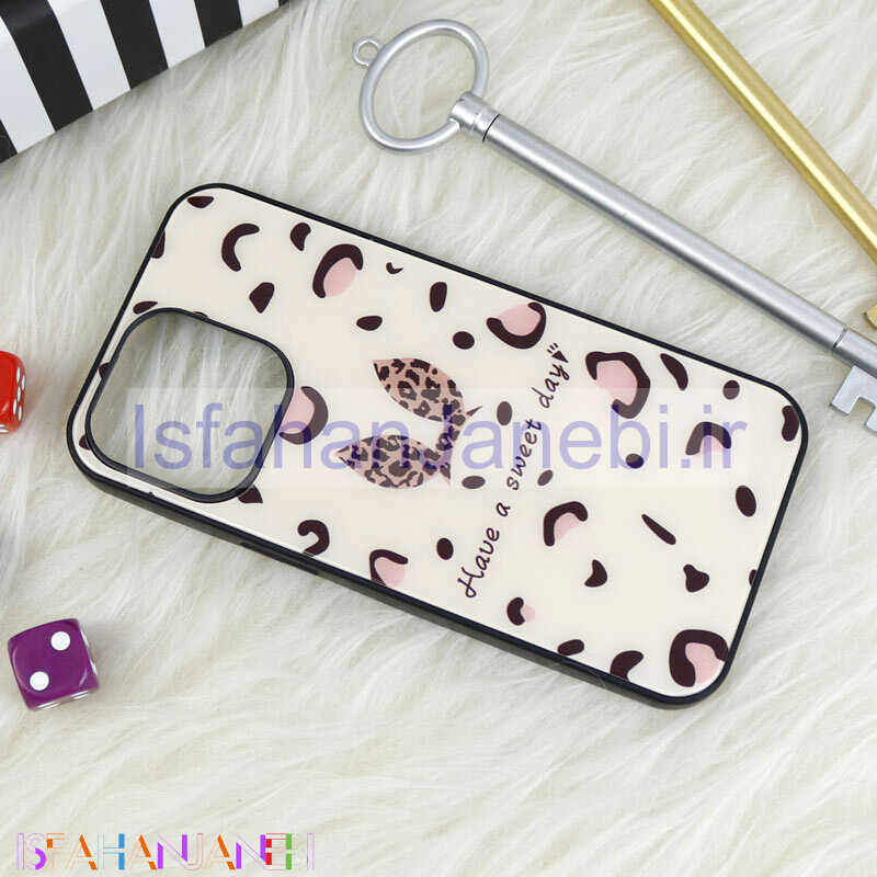 اصفهان جانبی-قاب پشت گلسی طرحدار خرگوش iPhone 13 Pro