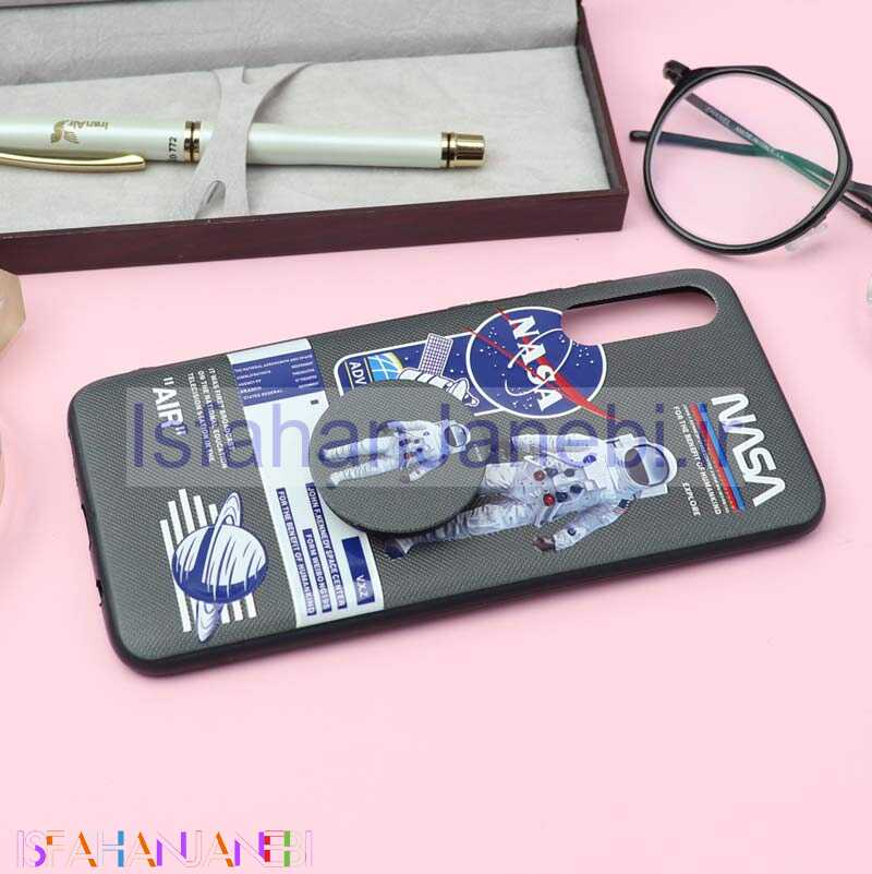 اصفهان جانبی-قاب فانتزی برجسته + پاپ سوکت کد19 سامسونگ A70 / A70s