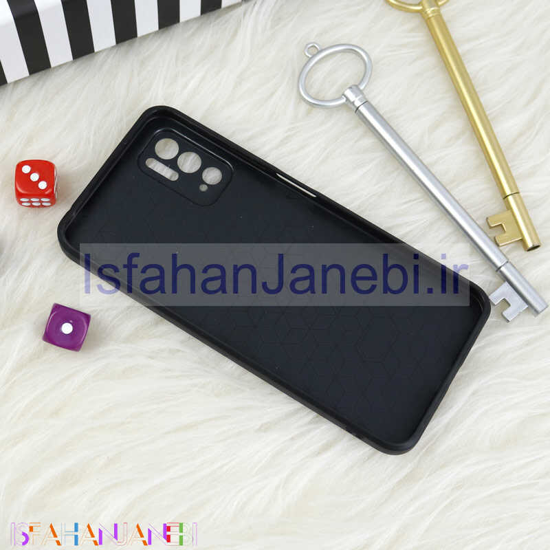 اصفهان جانبی-قاب محافظ لنزدار پشت گلسی طرحدار گربه Xiaomi Poco M3 Pro