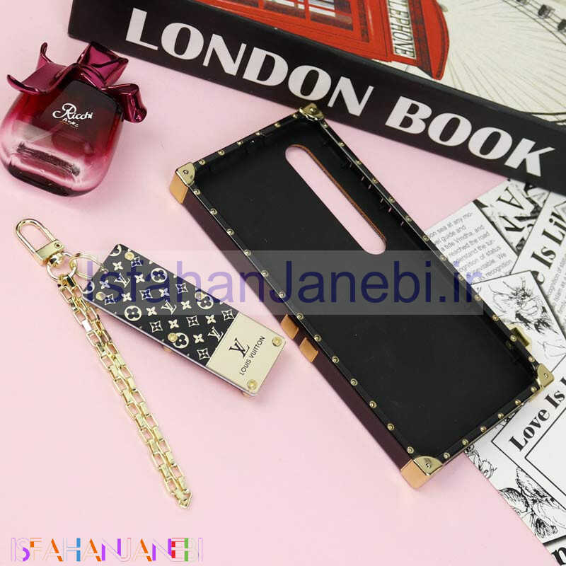 اصفهان جانبی-قاب فانتزی صندوقی LV مشکی طلایی + آویز دستی Xiaomi Mi 10 / Mi 10 Pro