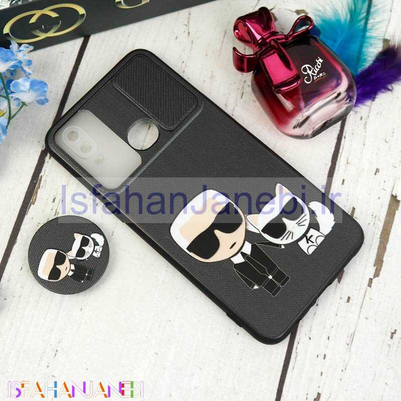 اصفهان جانبی-قاب طرحدار محافظ لنزدار کشویی + پاپ سوکت طرح Boss Cat سامسونگ A10s سری C