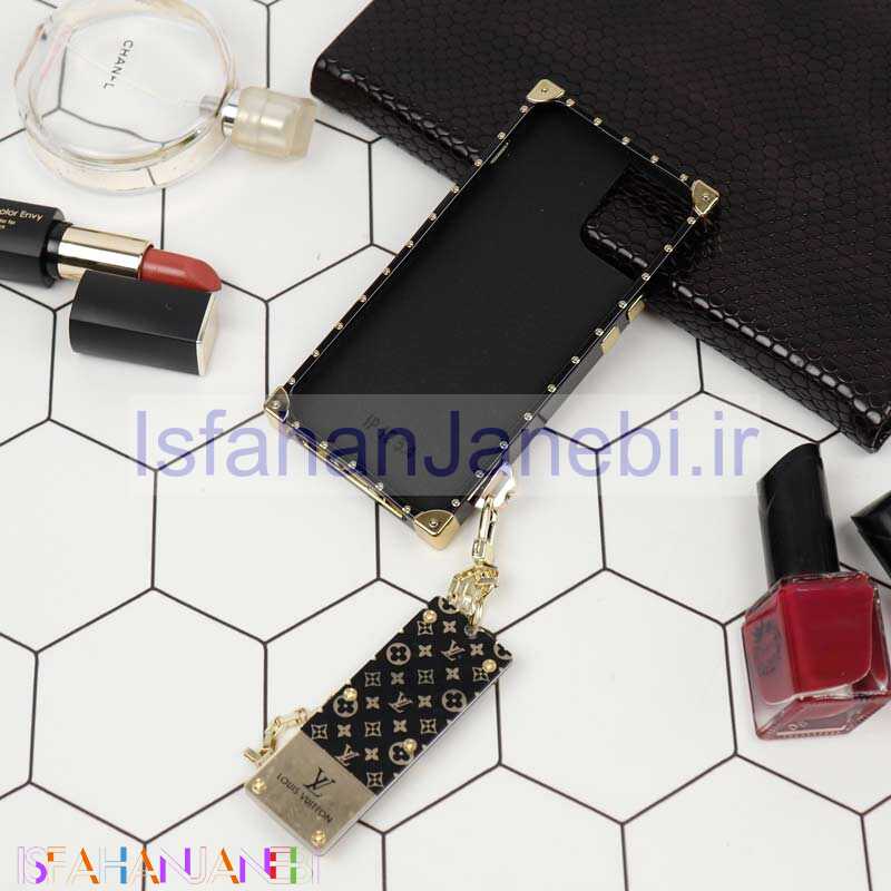 اصفهان جانبی-قاب فانتزی صندوقی LV مشکی طلایی + آویز دستی iPhone 12 Mini
