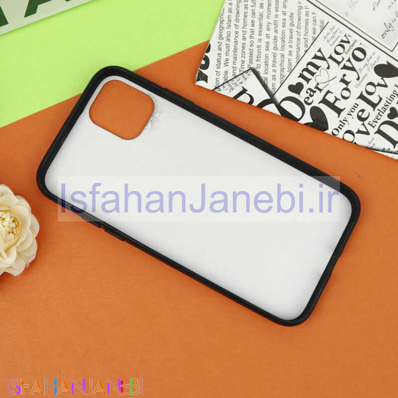 اصفهان جانبی-قاب ماربل فانتزی طلایی iPhone 11 کد 11