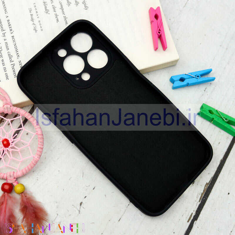 اصفهان جانبی-قاب سیلیکونی مشکی طرح Baron + پاپ سوکت iPhone 13 Pro