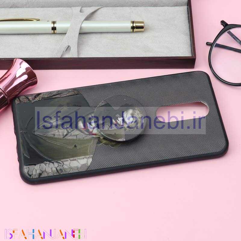 اصفهان جانبی-قاب فانتزی برجسته + پاپ سوکت کد15 شیائومی Redmi 8