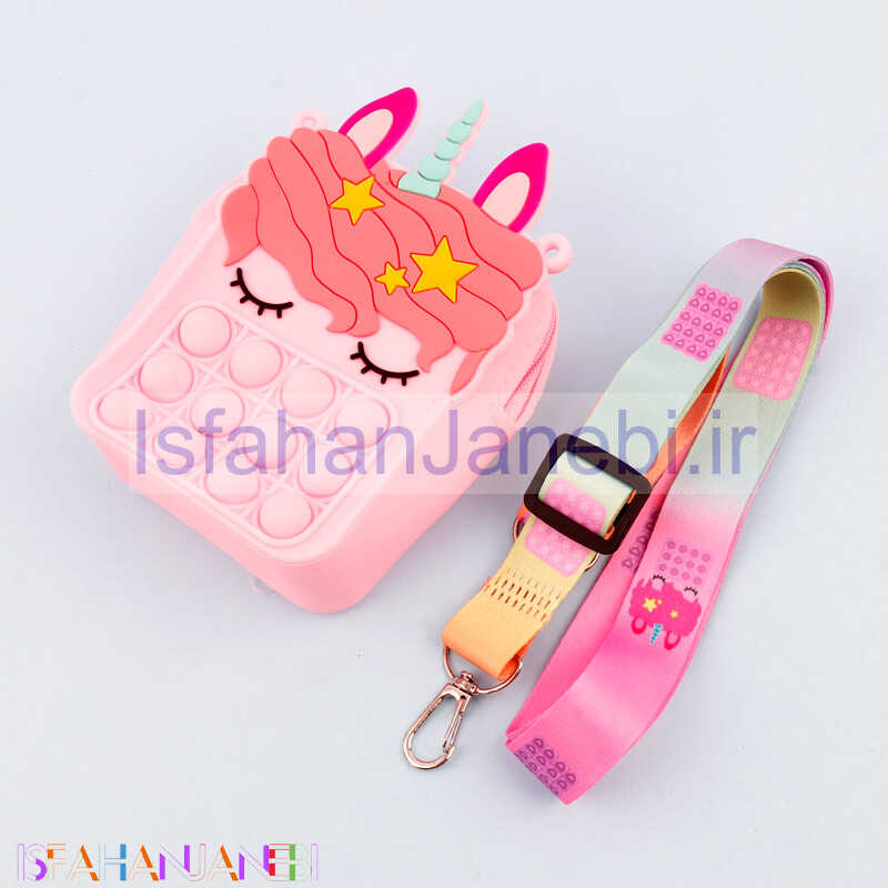 اصفهان جانبی-کیف هندزفری سیلیکونی بند دار پاپیتی تک شاخ صورتی