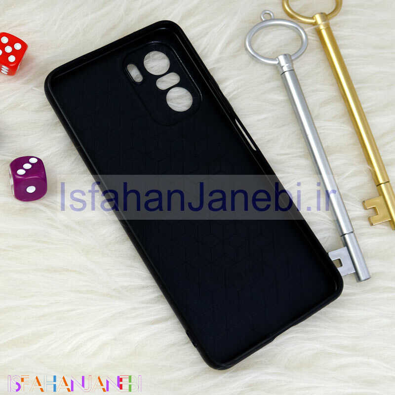 اصفهان جانبی-قاب محافظ لنزدار پشت گلسی طرحدار اسکویید گیم Xiaomi Poco F3