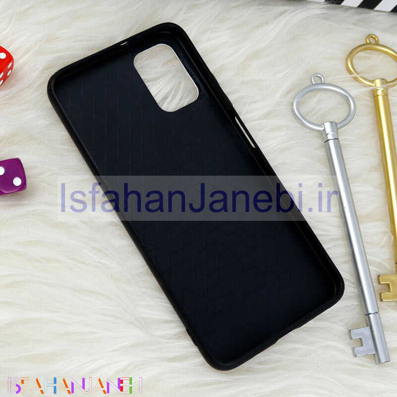 اصفهان جانبی-قاب محافظ لنزدار پشت گلسی طرحدار اسکویید گیم Xiaomi Poco M3