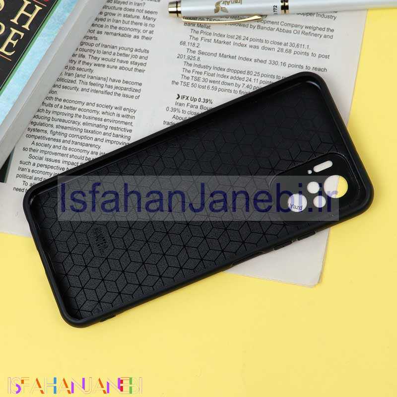 اصفهان جانبی-قاب محافظ لنزدار پشت گلسی یونیکورن شیائومی Redmi Note 10