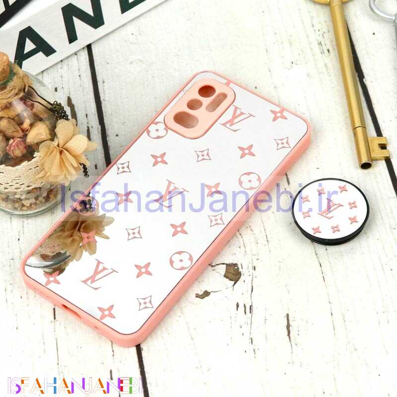 اصفهان جانبی-قاب محافظ لنزدار آینه ای + پاپ سوکت طرح LV صورتی Xiaomi Poco M3 Pro