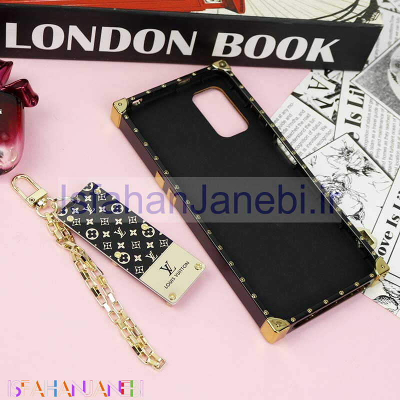 اصفهان جانبی-قاب فانتزی صندوقی LV مشکی طلایی + آویز دستی Xiaomi M3 Pro