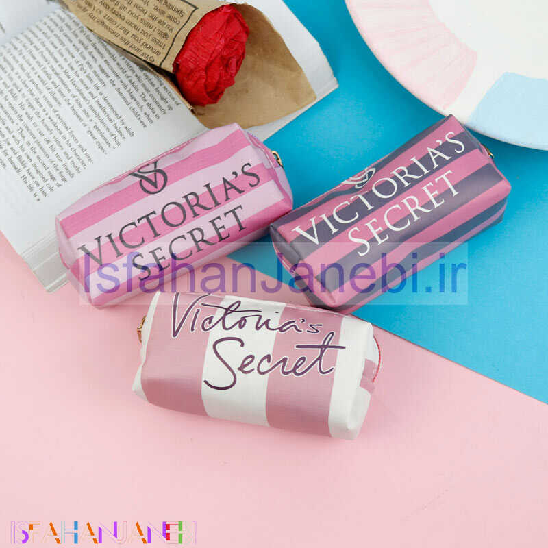 اصفهان جانبی-کیف هندزفری ویکتوریا سکرت کشیده مکعبی