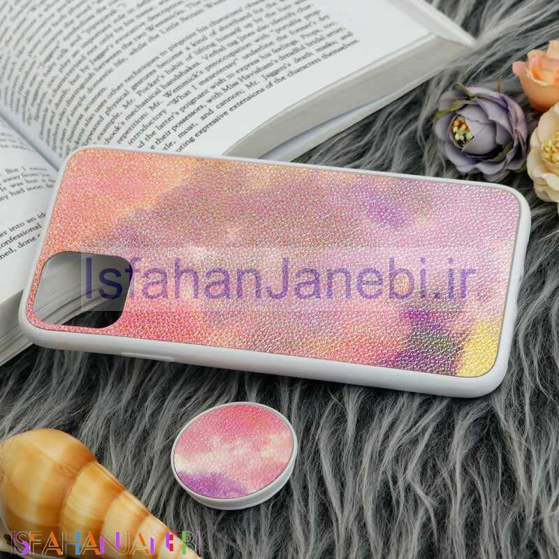 اصفهان جانبی-قاب چرمی هولوگرامی پاپ سوکت دار iPhone 11 Pro Max سفید