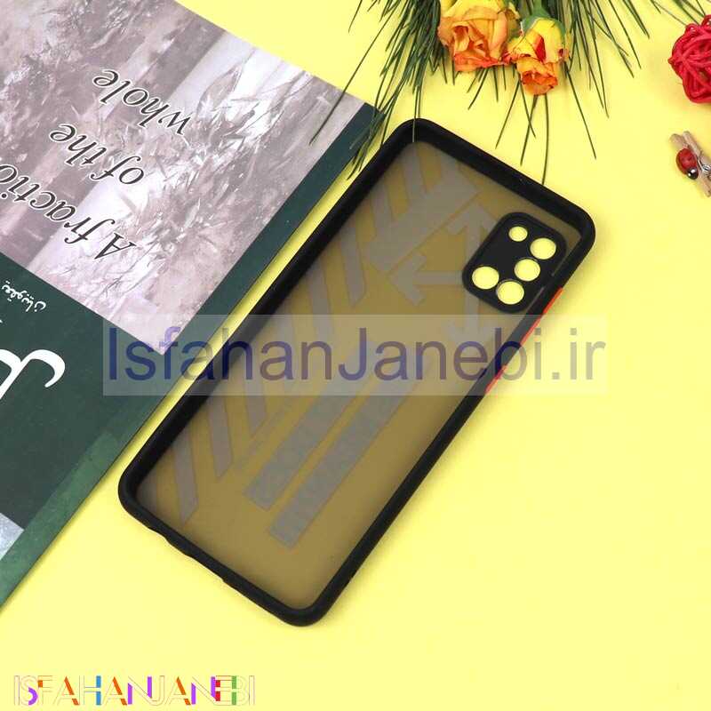 اصفهان جانبی-قاب PC مات محافظ لنزدار طرحدار Off White سامسونگ A31