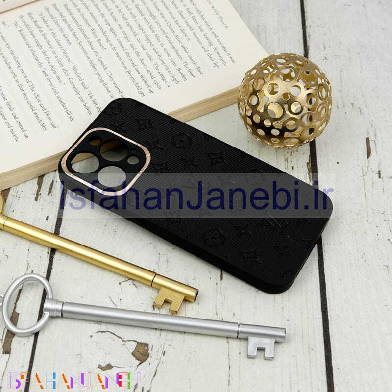 اصفهان جانبی-قاب چرمی داغی خورده LV محافظ لنزدار iPhone 13 Pro مشکی