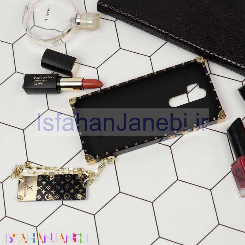 اصفهان جانبی-قاب فانتزی صندوقی LV مشکی طلایی + آویز دستی Xiaomi Redmi Note 8 Pro