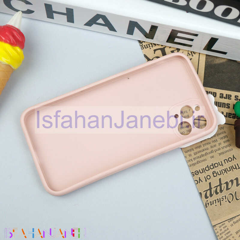 اصفهان جانبی-قاب سیلیکونی عروسکی محافظ لنزدار طرح Daisy آیفون iPhone 11 Pro Max