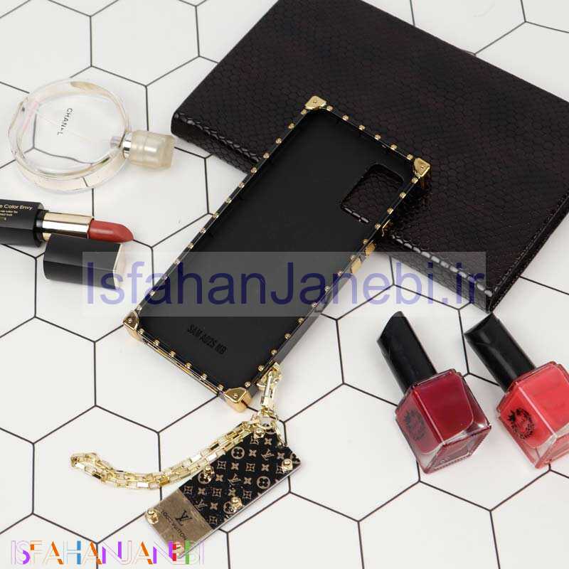 اصفهان جانبی-قاب فانتزی صندوقی LV مشکی طلایی + آویز دستی Samsung Galaxy A02s