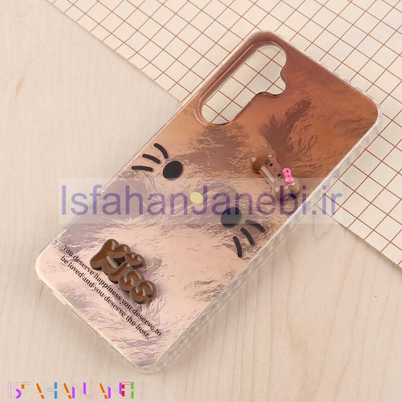 اصفهان جانبی-قاب IMD سامسونگ Galaxy A55 طرح Kitty Kiss برجسته براق